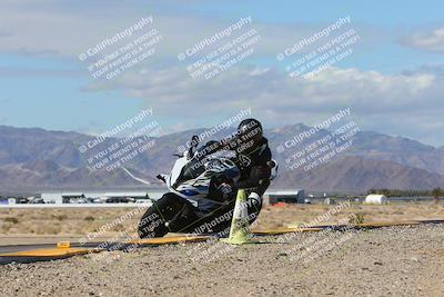 media/Feb-04-2024-SoCal Trackdays (Sun) [[91d6515b1d]]/7-Turn 9 Inside (1140am)/